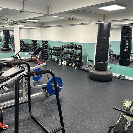 Circa17- Entire Apt, Free Parking, Gym, City Central & Free Netflix Bracknell Esterno foto