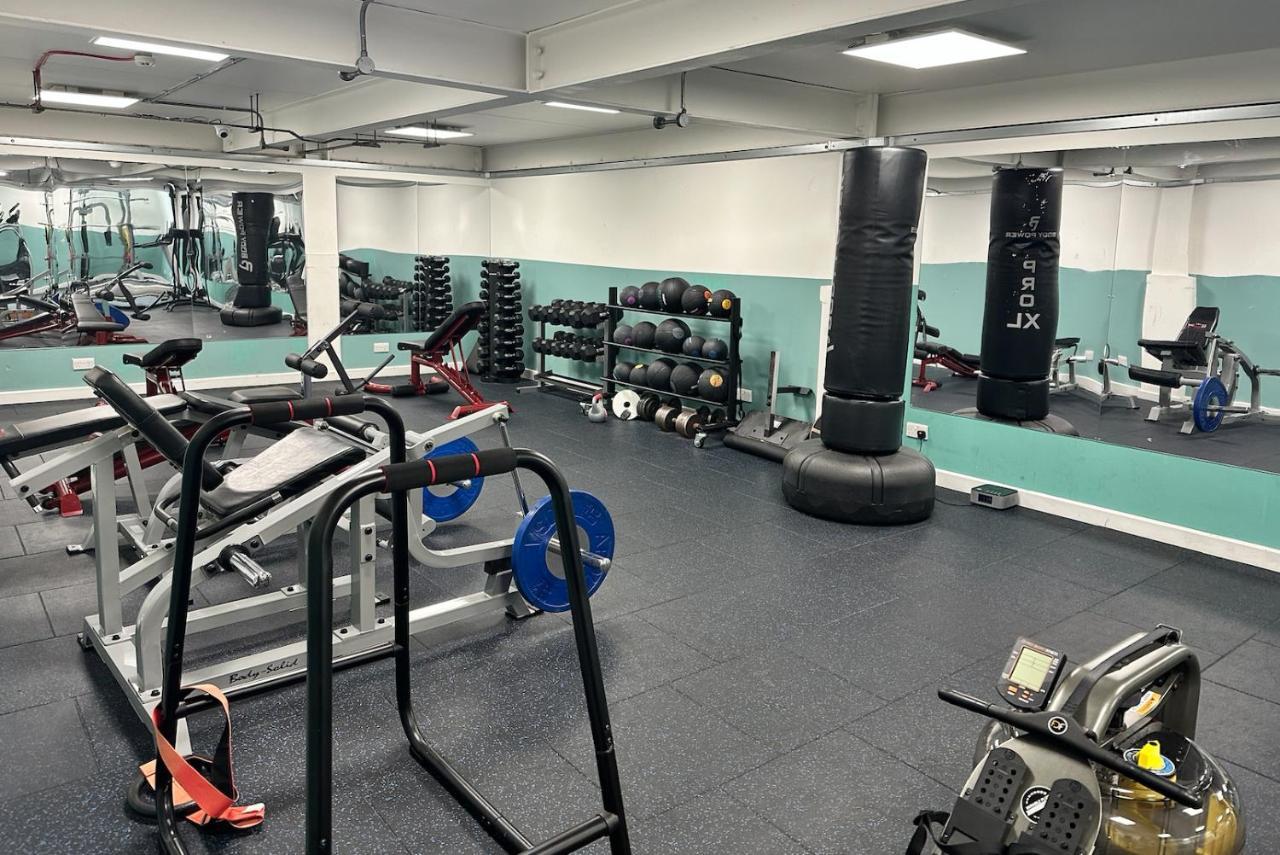 Circa17- Entire Apt, Free Parking, Gym, City Central & Free Netflix Bracknell Esterno foto